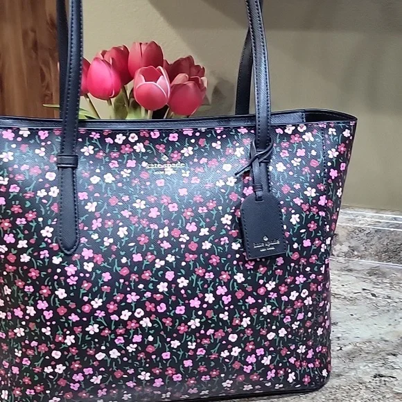 Kate Spade EUC LIKE NEW Schuyler Splendid Ditsy  Tote - Picture 2 of 9